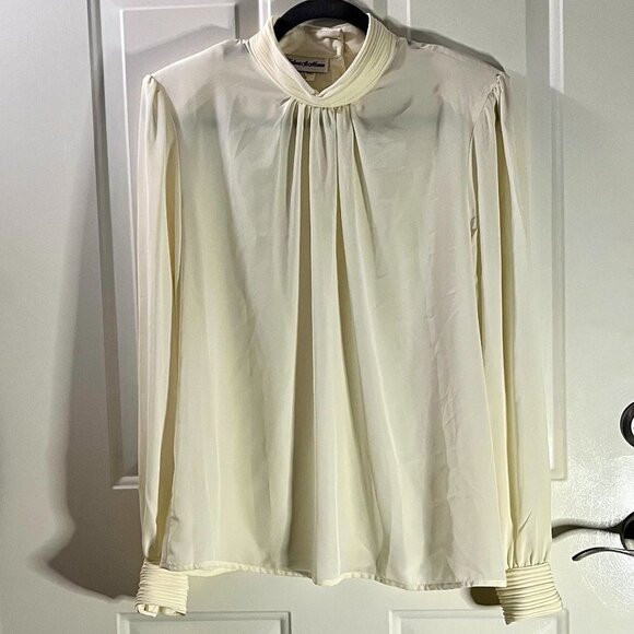 Vintage Helene St. Marie Ivory Blouse SZ 16 Button Back Gathered Collar & Cuffs - Picture 1 of 5